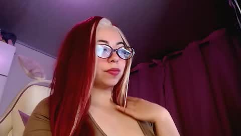golden_gingerkitty online show from September 25, 2025, 1:31 am