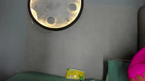 Snapshot of golden_kiss23 chatting on June 25, 2026, 8:57 pm GoldenKiss online show from June 25, 2026, 8:57 pm