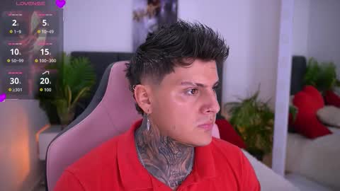 goldenatlasx online show from February 19, 2026, 7:32 pm