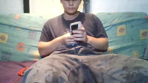 Snapshot of goldenboy207 chatting on August 1, 2026, 6:07 pm goldenboy207 online show from August 1, 2026, 6:07 pm