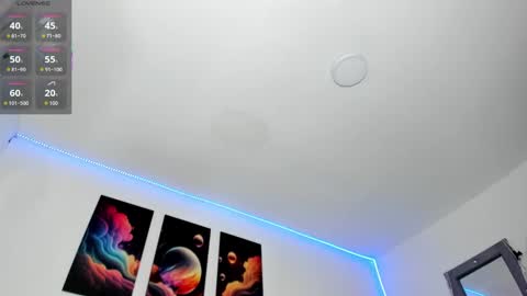 Snapshot of goldenhugecocktss chatting on October 3, 2025, 8:33 am May smith online show from October 3, 2025, 8:33 am