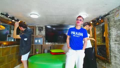 GOLDENJOI online show from December 3, 2024, 12:49 pm