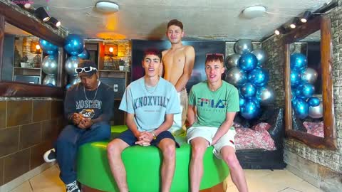 GOLDENJOI online show from December 16, 2024, 12:38 pm