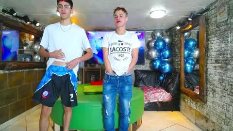 GOLDENJOI online show from December 22, 2024, 12:38 pm