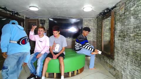 GOLDENJOI online show from January 10, 2025, 11:33 am