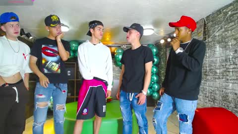 GOLDENJOI online show from February 8, 2025, 12:39 pm