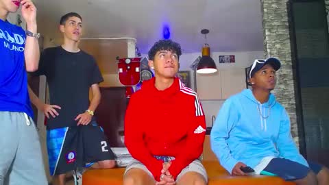 GOLDENJOI online show from February 22, 2025, 11:35 am