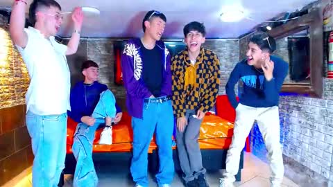 GOLDENJOI online show from September 8, 2025, 10:09 pm