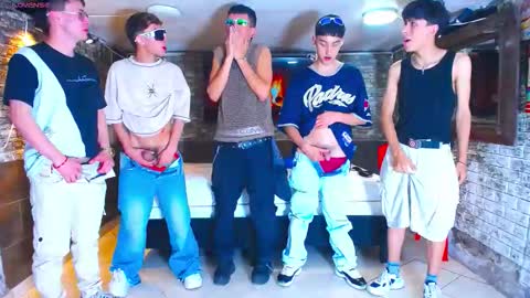 GOLDENJOI online show from September 13, 2025, 10:09 pm