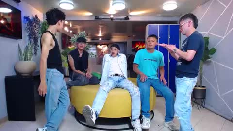 GOLDENJOI online show from September 26, 2025, 11:09 pm