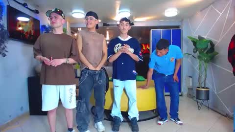 GOLDENJOI online show from September 27, 2025, 11:10 pm