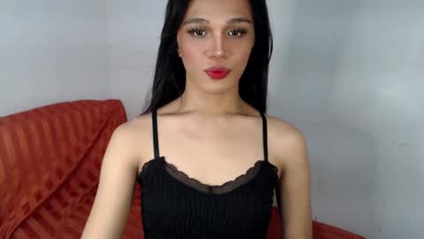 Lily is Gold online show from February 4, 2025, 1:13 am