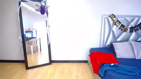 goldenn_ass1 online show from October 30, 2025, 2:46 am