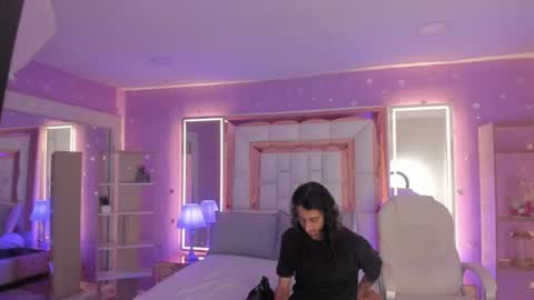 goldentemptation_ online show from July 17, 2026, 7:30 pm