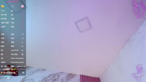 goldilockss15 online show from December 3, 2025, 3:25 am