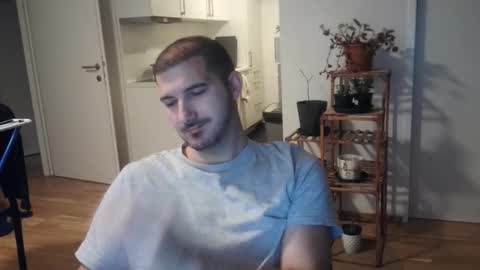 goldnic_10 online show from November 15, 2025, 6:22 am