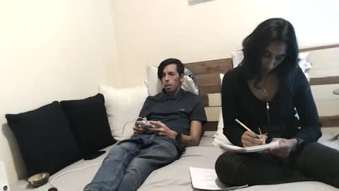 Aasha y David GoldPirl. online show from November 20, 2025, 5:12 pm