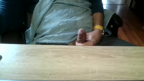 Snapshot of goldstar71 chatting on March 27, 2026, 11:43 am goldstar71 online show from March 27, 2026, 11:43 am