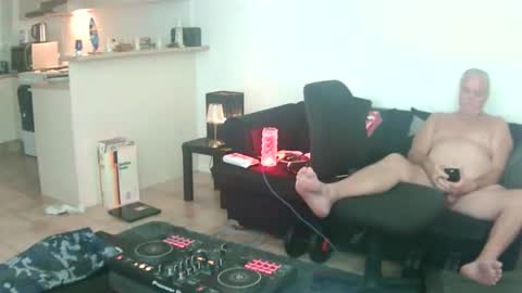 goldyguy011 online show from May 22, 2026, 7:08 pm