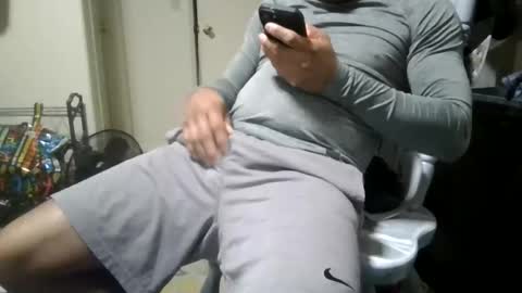 Snapshot of gomezdiazbobby chatting on February 18, 2026, 5:03 am gomezdiazbobby online show from February 18, 2026, 5:03 am