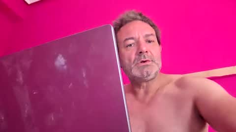 Snapshot of gonzalobilbaogon chatting on October 23, 2025, 8:24 am gonzalo online show from October 23, 2025, 8:24 am