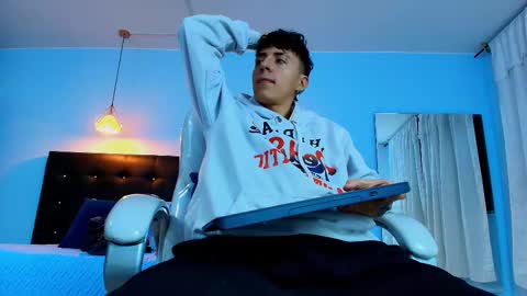 Snapshot of good_sheep chatting on February 14, 2025, 8:42 am good_sheep online show from February 14, 2025, 8:42 am