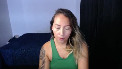 nathalia online show from January 15, 2025, 2:06 am