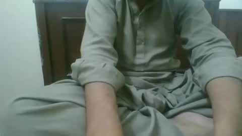 Snapshot of goodfucker3252 chatting on December 27, 2024, 8:39 pm Arab Pronstar online show from December 27, 2024, 8:39 pm