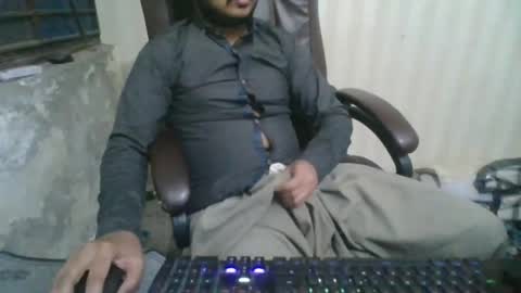 Snapshot of goodfucker3252 chatting on January 17, 2025, 10:33 am Arab Pronstar online show from January 17, 2025, 10:33 am