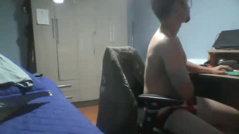 Snapshot of goodfumes chatting on January 24, 2025, 11:45 pm goodfumes online show from January 24, 2025, 11:45 pm