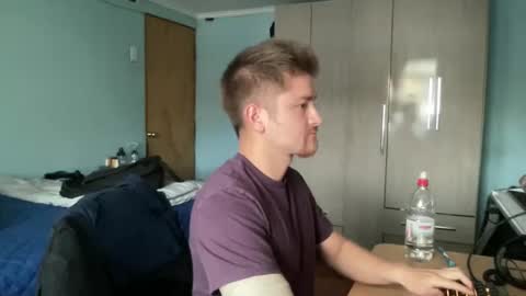 Snapshot of goodfumes chatting on September 26, 2025, 9:30 pm goodfumes online show from September 26, 2025, 9:30 pm