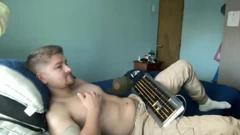 Snapshot of goodfumes chatting on October 19, 2025, 7:47 pm goodfumes online show from October 19, 2025, 7:47 pm