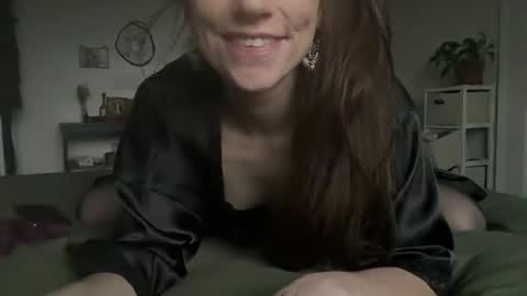 goodgirl6969696969 online show from March 27, 2026, 1:00 am