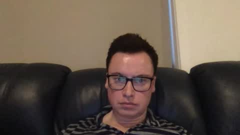 goodlookingguy379276 online show from November 2, 2025, 8:17 am