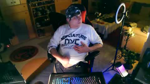 google5001 online show from February 11, 2026, 3:44 am