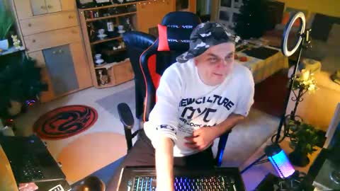 google5001 online show from February 16, 2026, 1:40 pm