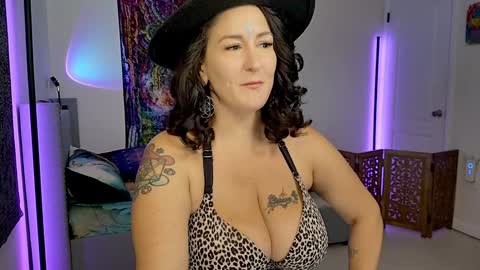 gooner_girl online show from September 10, 2025, 1:33 pm