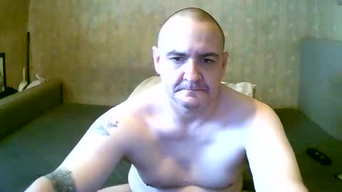Snapshot of goosey77 chatting on April 19, 2026, 8:13 am Goosey77 online show from April 19, 2026, 8:13 am