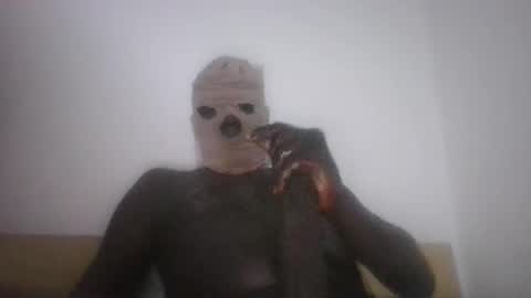 Snapshot of gorashado chatting on September 29, 2025, 10:47 pm Sexy Black Model online show from September 29, 2025, 10:47 pm