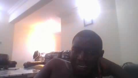 Snapshot of gorashado chatting on October 19, 2025, 10:16 am Sexy Black Model online show from October 19, 2025, 10:16 am