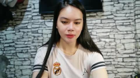 geneviev online show from March 4, 2026, 1:55 am