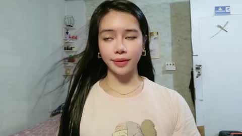 Snapshot of gorgeneviev69 chatting on June 7, 2026, 8:29 am geneviev online show from June 7, 2026, 8:29 am