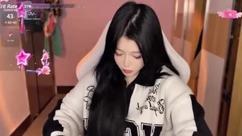 gorgeous girl33 online show from December 6, 2024, 6:39 pm