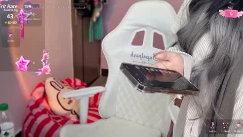 gorgeous girl33 online show from December 20, 2024, 5:04 am