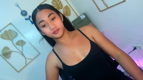 Snapshot of gorgeous_nicole chatting on November 17, 2025, 1:50 pm gorgeous_nicole online show from November 17, 2025, 1:50 pm