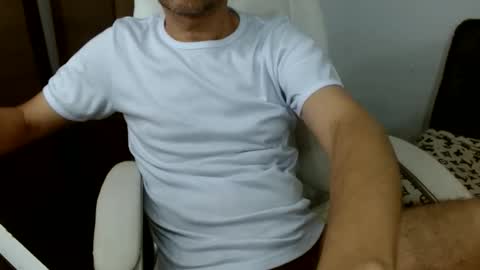 Andres online show from May 3, 2026, 4:24 pm