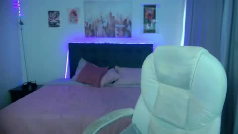 goth_minerva online show from March 22, 2026, 1:25 pm