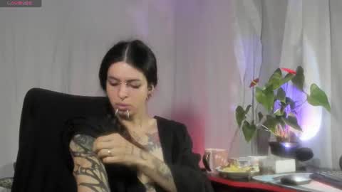 Snapshot of goth_ru chatting on July 21, 2026, 1:02 pm Russ online show from July 21, 2026, 1:02 pm