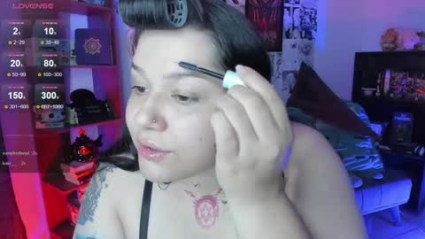 Snapshot of goth_stein chatting on October 7, 2025, 3:47 am Engel Please help me to reach 50 thumbs up online show from October 7, 2025, 3:47 am