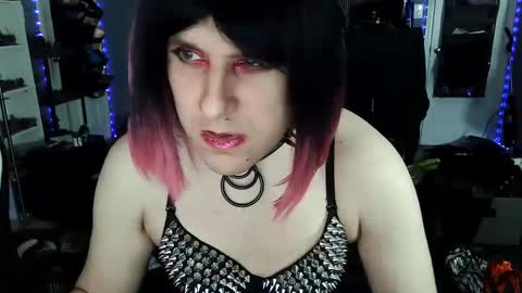 Victoriana online show from December 30, 2024, 1:47 pm